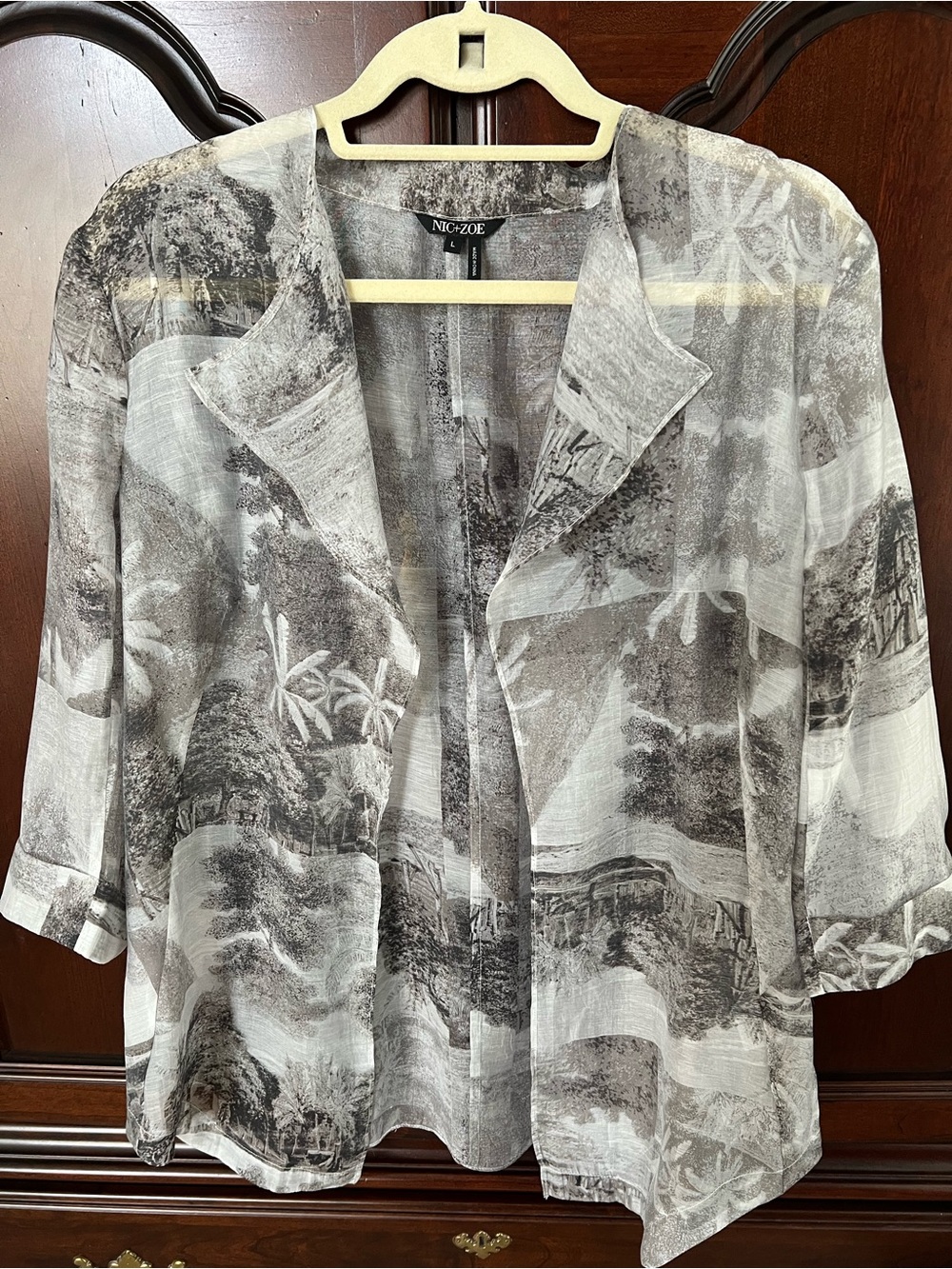 NIC+ZOE Gray and White Printed Lightweight Open Jacket
